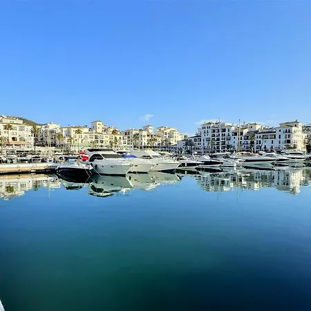 Marina Magic Two Bedroom, Two-bathroom Steps From Duquesa Harbour And The Manilva